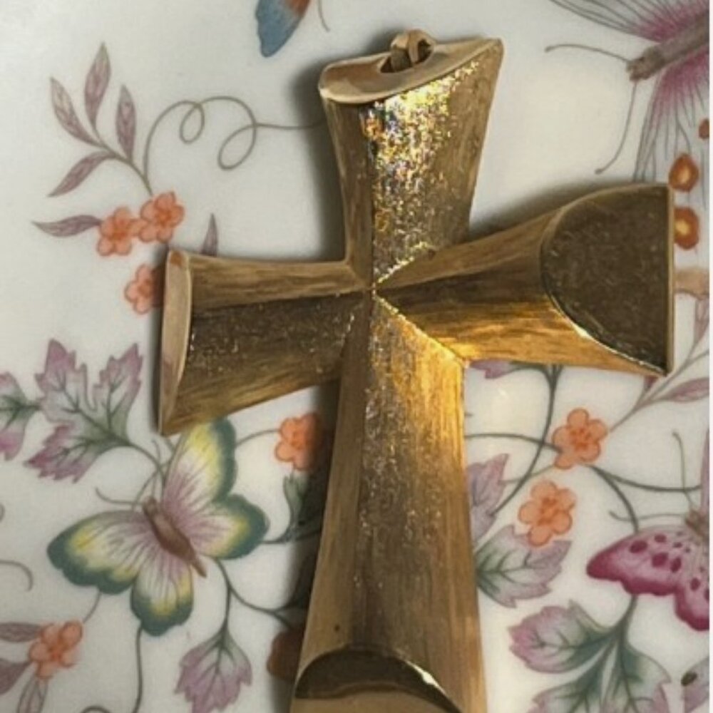 Vintage Signed AVON Textured Gold Tone  2.4” Large Cross Pendant